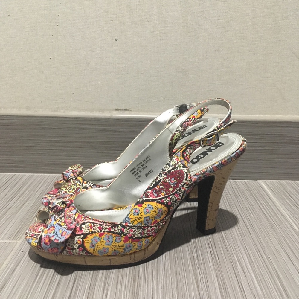 High heeled shoe